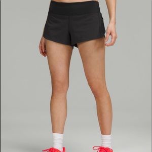 Speed Up low-rise Lined shorts 2.5” size 8